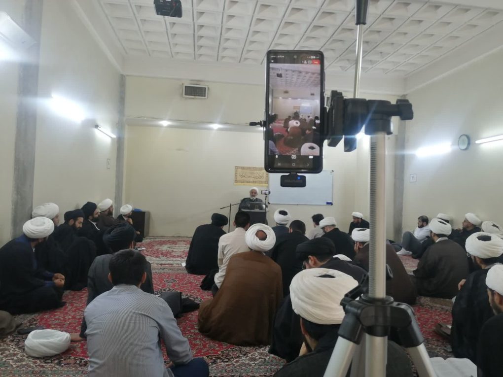 گزارش تصویری سلسله دروس تابستانی استاد آیت الله محمد تقی شهیدی